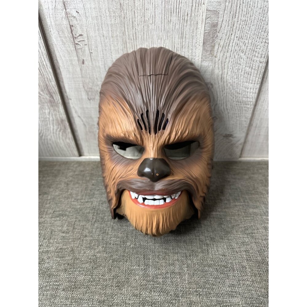 Chewbacca Electronic Mask w/ Sound Effects Hasbro Kids & Adults Adj Strap